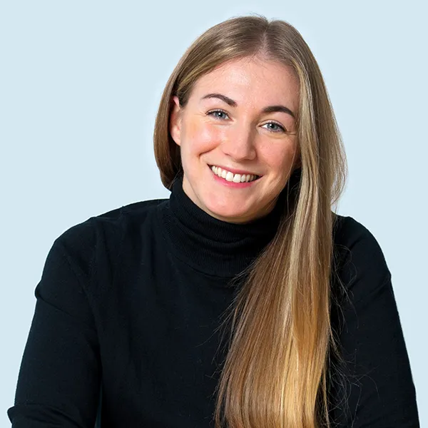 Charlotte Lewis